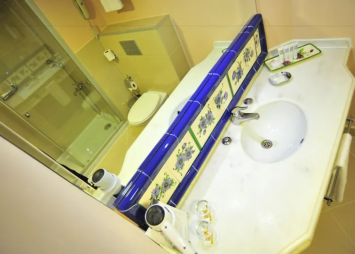 Anemon Kent Hotel 4*