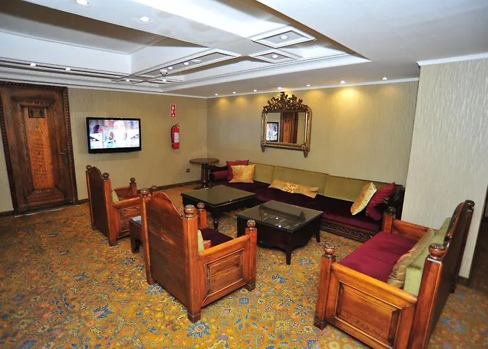 Hotel Anemon Kent 4*