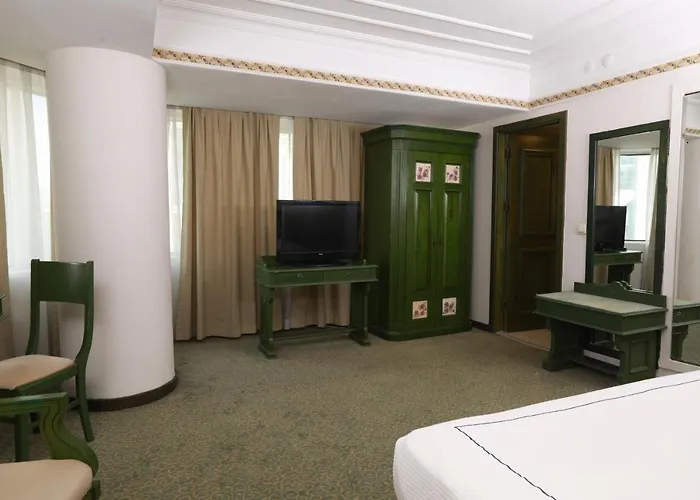 Anemon Kent Hotel 4*